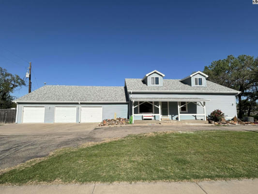 2704 N WALDRON ST, HUTCHINSON, KS 67502 - Image 1